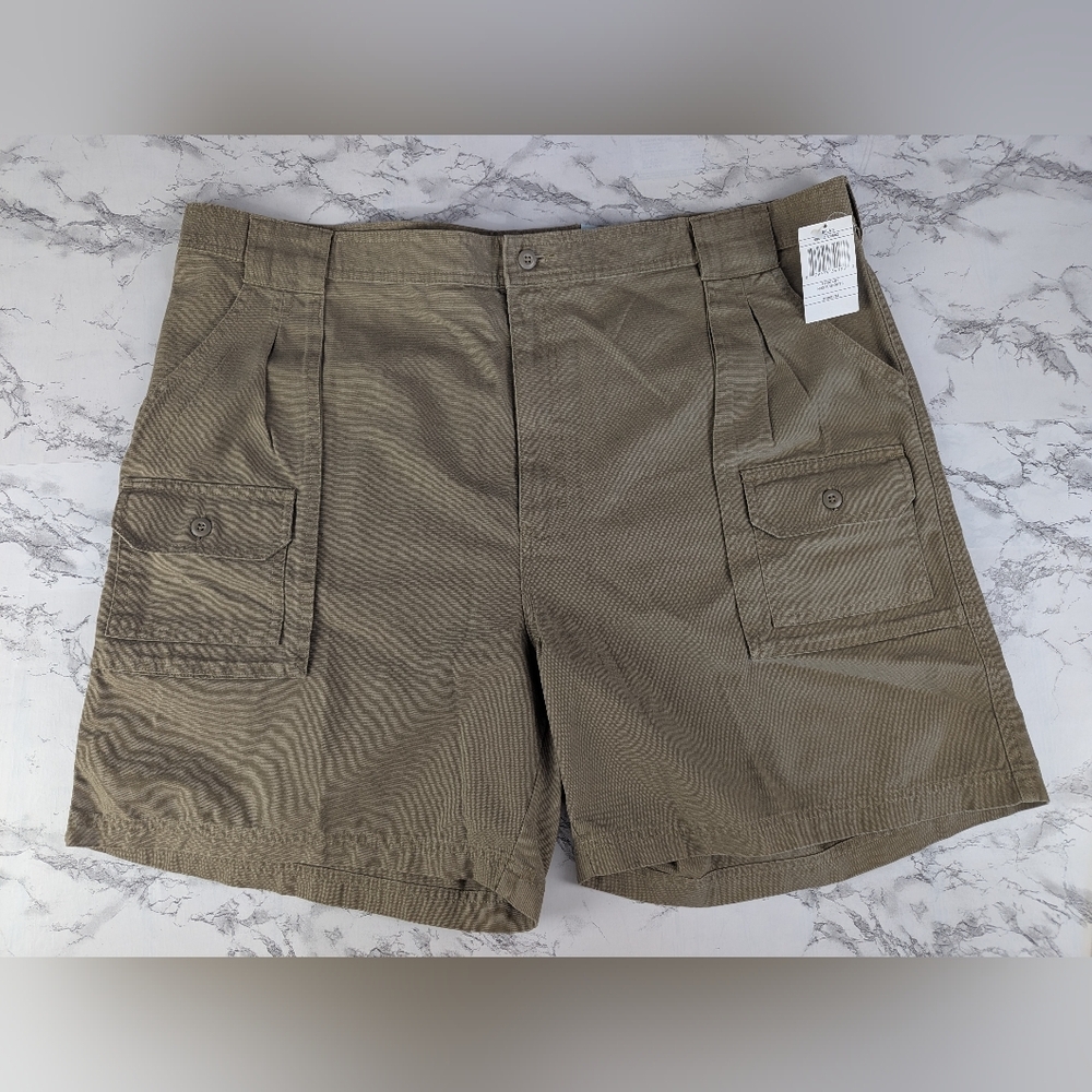 Cabela's Size 44 Cargo 7 Pocket Hijer Shorts NWT In Dark Tan